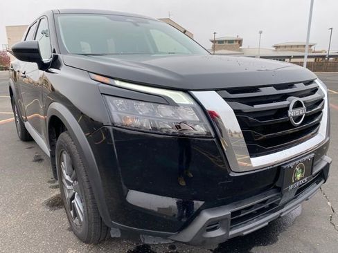 Certified 2023 Nissan Pathfinder S image 7