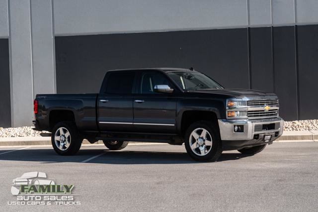 Used 2015 Chevrolet Silverado 2500 LTZ AWD/4WD image 12