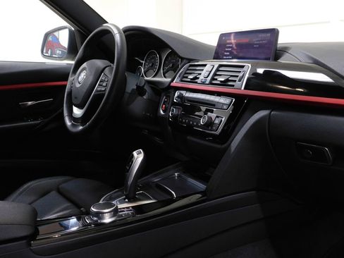 Used 2019 BMW 330i xDrive Wagon AWD/4WD image 92