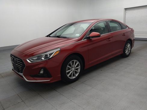 Used 2019 Hyundai Sonata SE FWD image 2