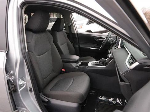 Certified 2025 Toyota RAV4 XLE image 25