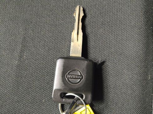 Used 2025 Nissan Versa S w/ Trunk Package image 32