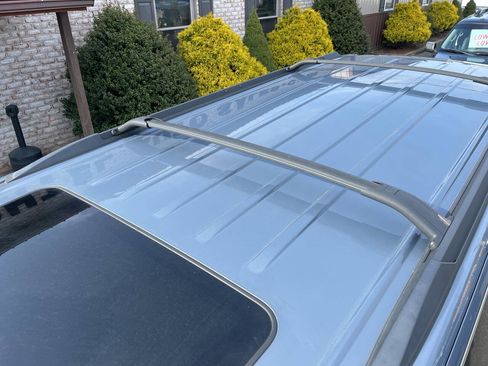 Used 2015 Chevrolet Suburban LT image 13