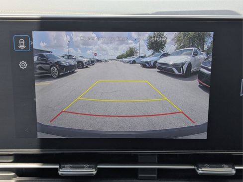 Used 2024 Hyundai Kona SEL FWD image 24
