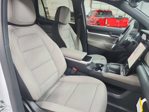New 2026 GMC Terrain Elevation FWD image 34