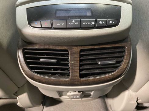 Used 2012 Acura MDX image 25