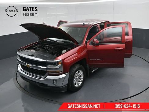 Used 2018 Chevrolet Silverado 1500 LT w/ All Star Edition AWD/4WD image 49
