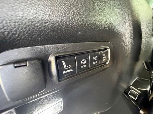 Used 2016 Ford Explorer Platinum AWD/4WD image 23