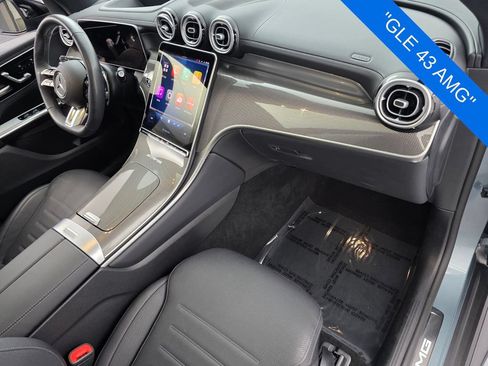 Used 2025 Mercedes-Benz GLC 43 AMG 4MATIC image 27