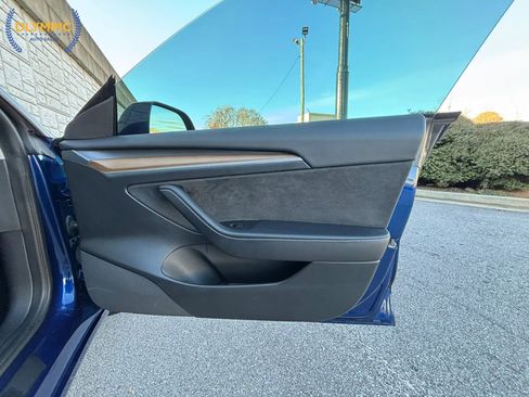 Used 2022 Tesla Model 3 Long Range image 41