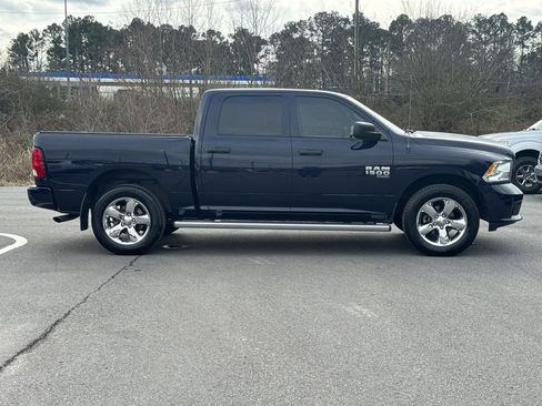 Used 2019 RAM 1500 Express w/ Express Value Package image 2