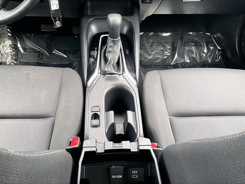 Used 2024 Toyota Corolla LE FWD image 30