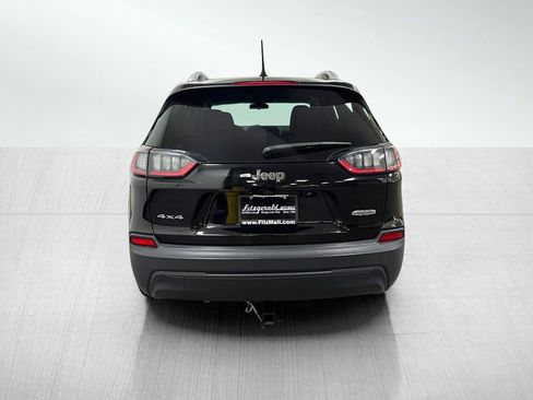 Used 2020 Jeep Cherokee Latitude w/ Cold Weather Group image 6