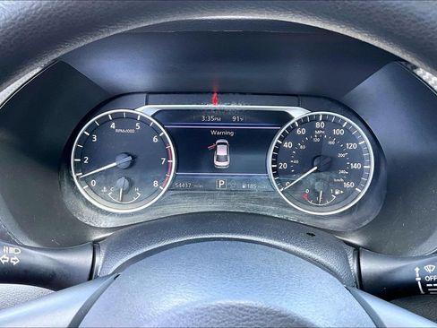 Used 2024 Nissan Sentra SV FWD image 13