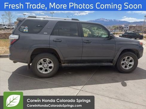 Used 2021 Toyota 4Runner SR5 Premium w/ Moonroof Package AWD/4WD image 14