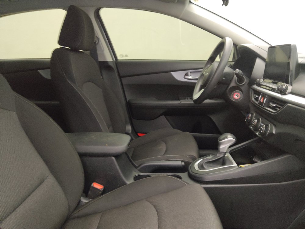 Used 2024 Kia Forte LXS w/ LXS Technology Package FWD image 21