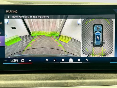 Certified 2026 BMW X5 xDrive40i w/ Climate Comfort Package image 15