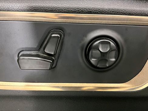 Used 2022 RAM 1500 Limited AWD/4WD image 32