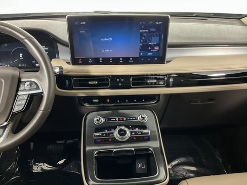 Certified 2021 Lincoln Nautilus FWD w/ Equipment Group 101A image 12