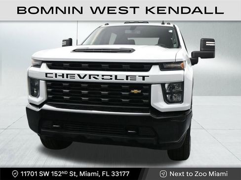 Used 2023 Chevrolet Silverado 2500 Custom w/ Custom Value Package image 8