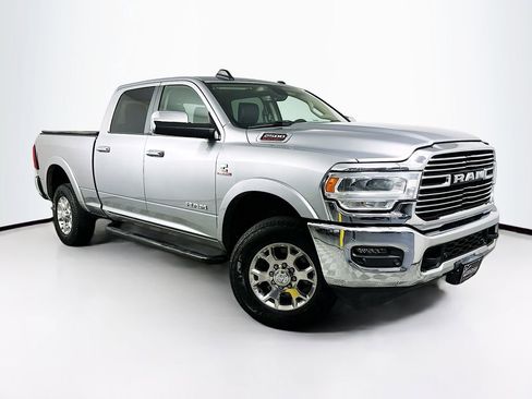 Used 2021 RAM 2500 Laramie AWD/4WD image 1