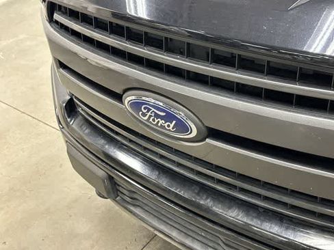 Used 2019 Ford F150 XLT w/ Equipment Group 302A Luxury AWD/4WD image 30