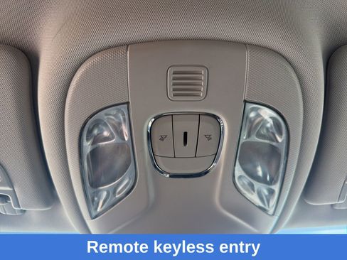 Used 2022 Jeep Compass Latitude image 16