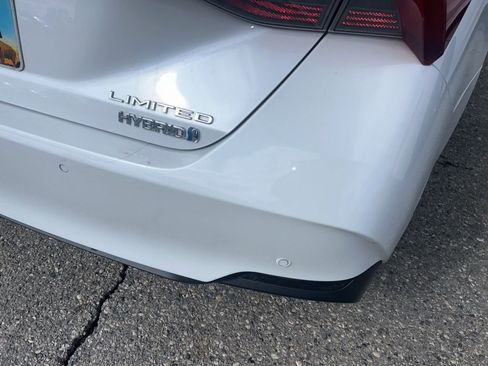 Used 2019 Toyota Avalon Limited w/ Advanced Safety Package FWD image 10