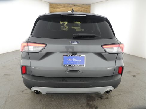 Used 2021 Ford Escape SEL image 4