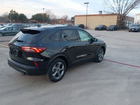 Used 2025 Ford Escape ST-Line image 6