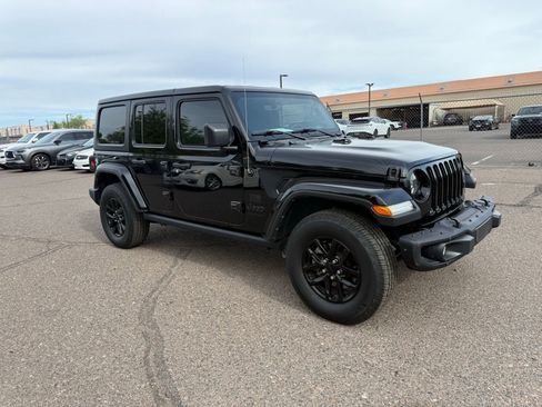 Used 2023 Jeep Wrangler Sport S image 3