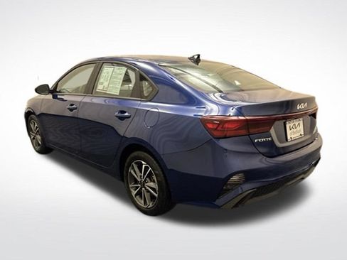 Certified 2023 Kia Forte LXS FWD image 7
