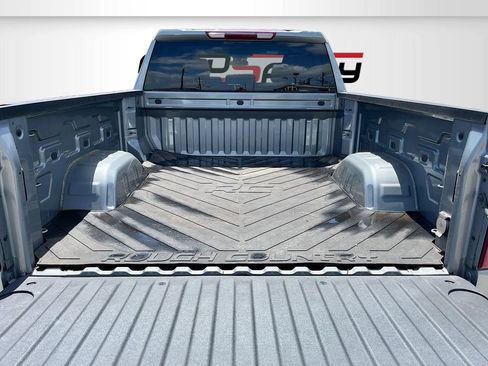 Used 2023 Chevrolet Silverado 1500 Custom RWD image 24
