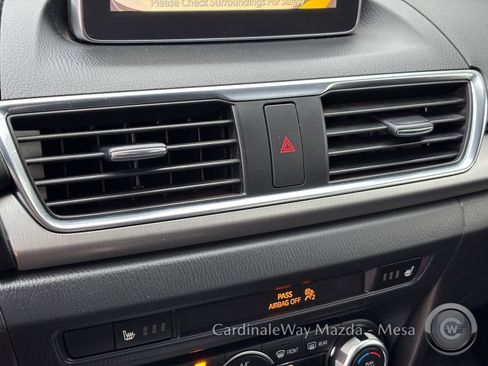 Used 2016 MAZDA MAZDA3 s Touring image 23