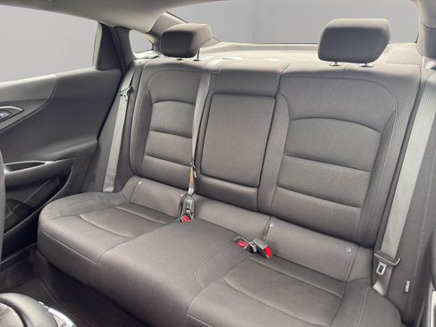Used 2023 Chevrolet Malibu LT image 12