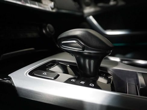 Used 2021 Kia Stinger GT2 image 24