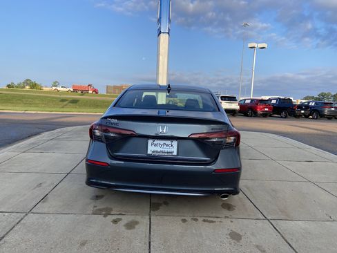 New 2026 Honda Civic Sport image 9