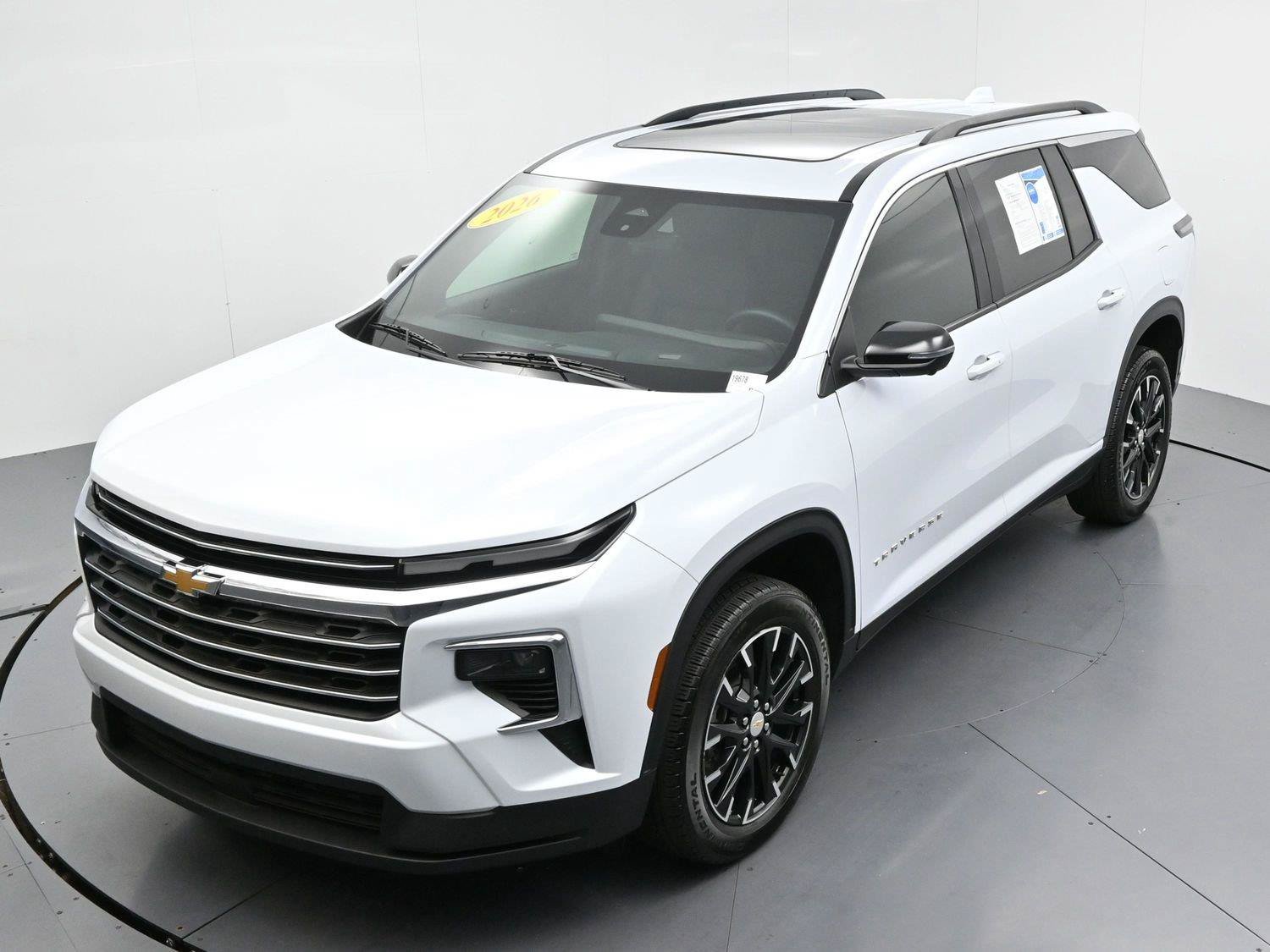 Used 2026 Chevrolet Traverse LT w/ Sun and Wheel Package FWD image 44