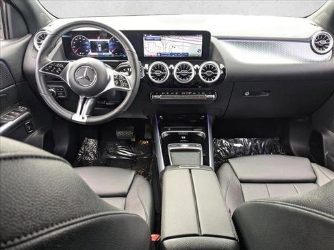 Certified 2025 Mercedes-Benz GLA 250 4MATIC image 19