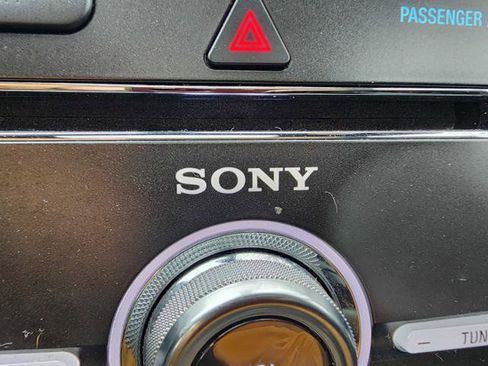 Used 2018 Ford Explorer Sport w/ Equipment Group 401A image 34