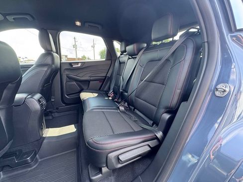 Used 2023 Ford Escape ST-Line w/ Tech Pack #1 FWD image 17