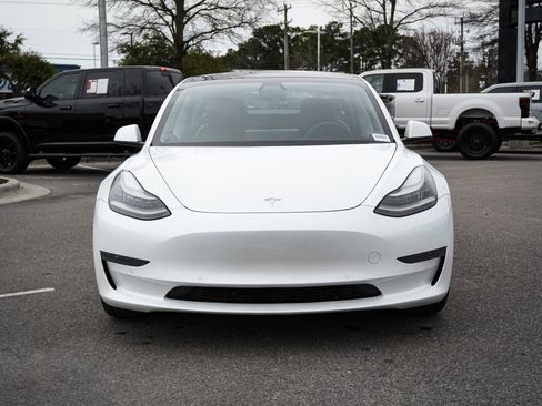 Used 2021 Tesla Model 3 Standard Range Plus image 3