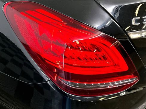 Used 2021 Mercedes-Benz C 300 4MATIC Sedan image 28