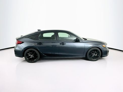 Used 2025 Honda Civic Sport image 10