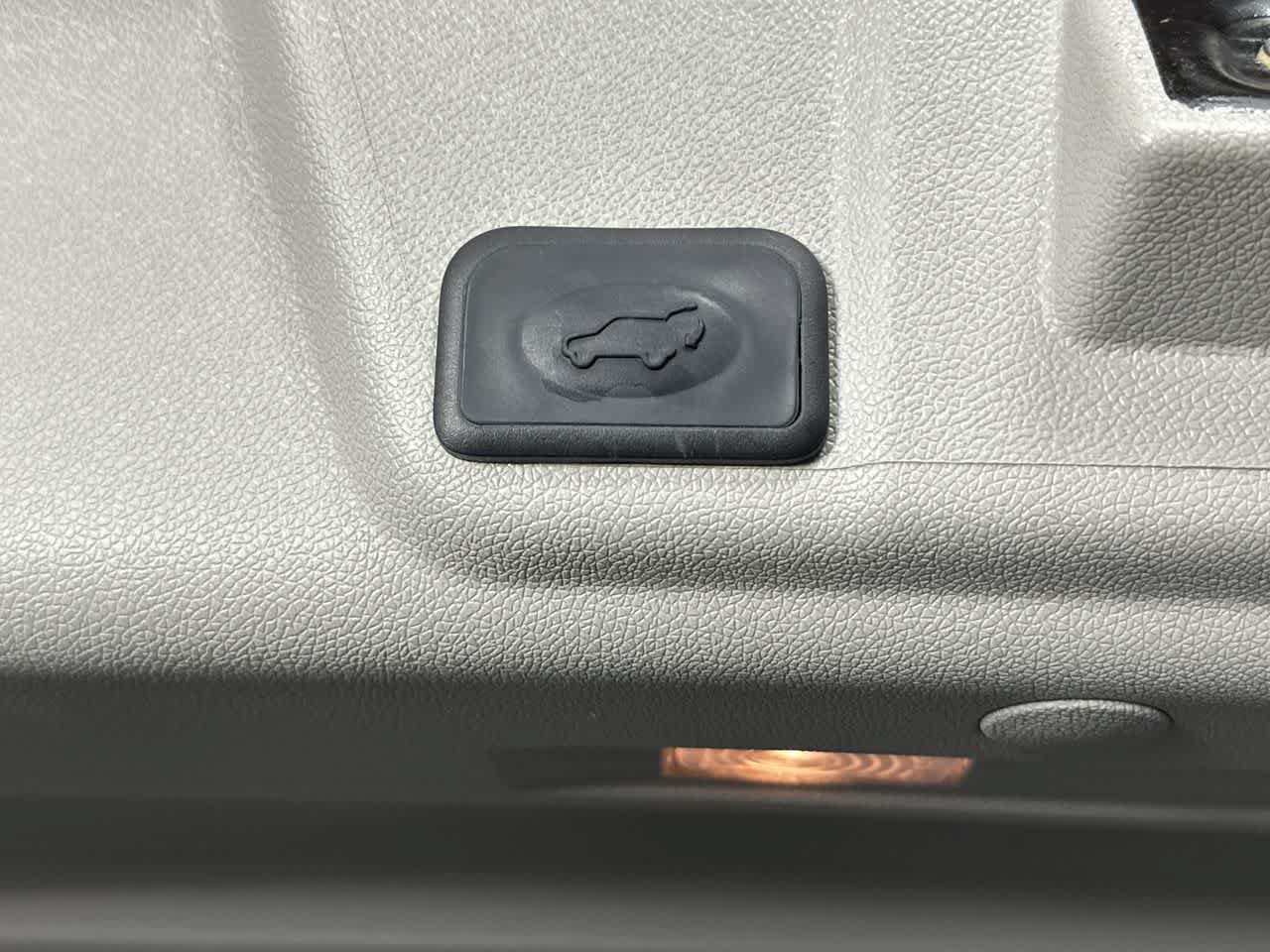 Used 2016 Buick Enclave Premium FWD image 27