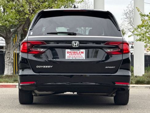Certified 2024 Honda Odyssey Sport image 5