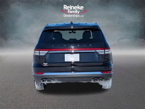 Used 2024 Lincoln Aviator Reserve image 6