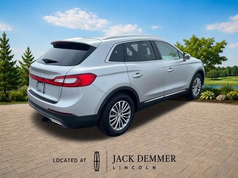 Used 2016 Lincoln MKX Select w/ Select Plus Package FWD image 7