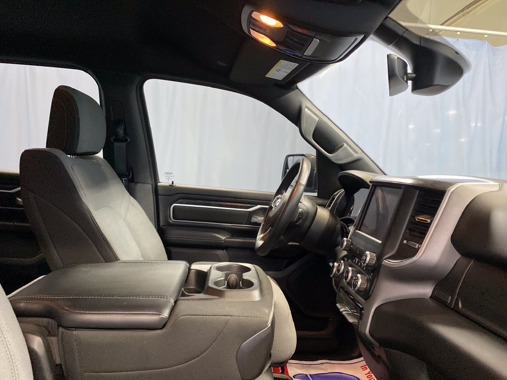 Used 2023 RAM 1500 Big Horn AWD/4WD image 42