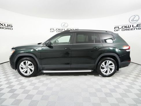 Used 2021 Volkswagen Atlas SE w/ Panoramic Sunroof Package FWD image 4